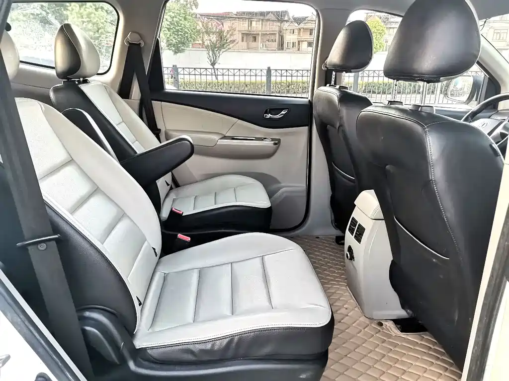 DONGFENG POPULAR S500