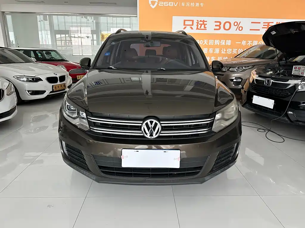 Volkswagen Tiguan 2015 1.8TSI AT