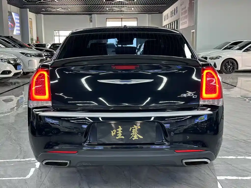CHRYSLER 300C