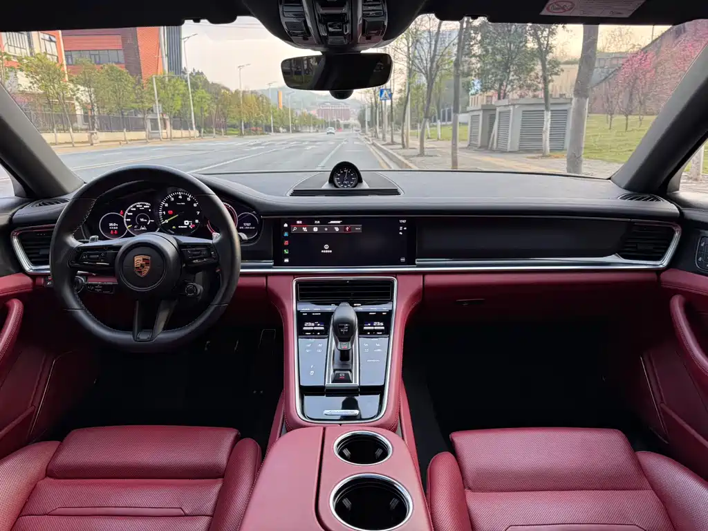 PORSCHE PANAMERA NEW ENERGY