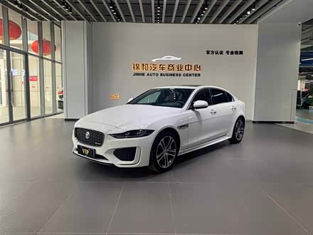 捷豹XEL 2020款 2.0T 200PS R-DYNAMIC S进取运动版