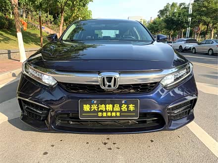 英仕派 2019款 260TURBO 精致版 国VI