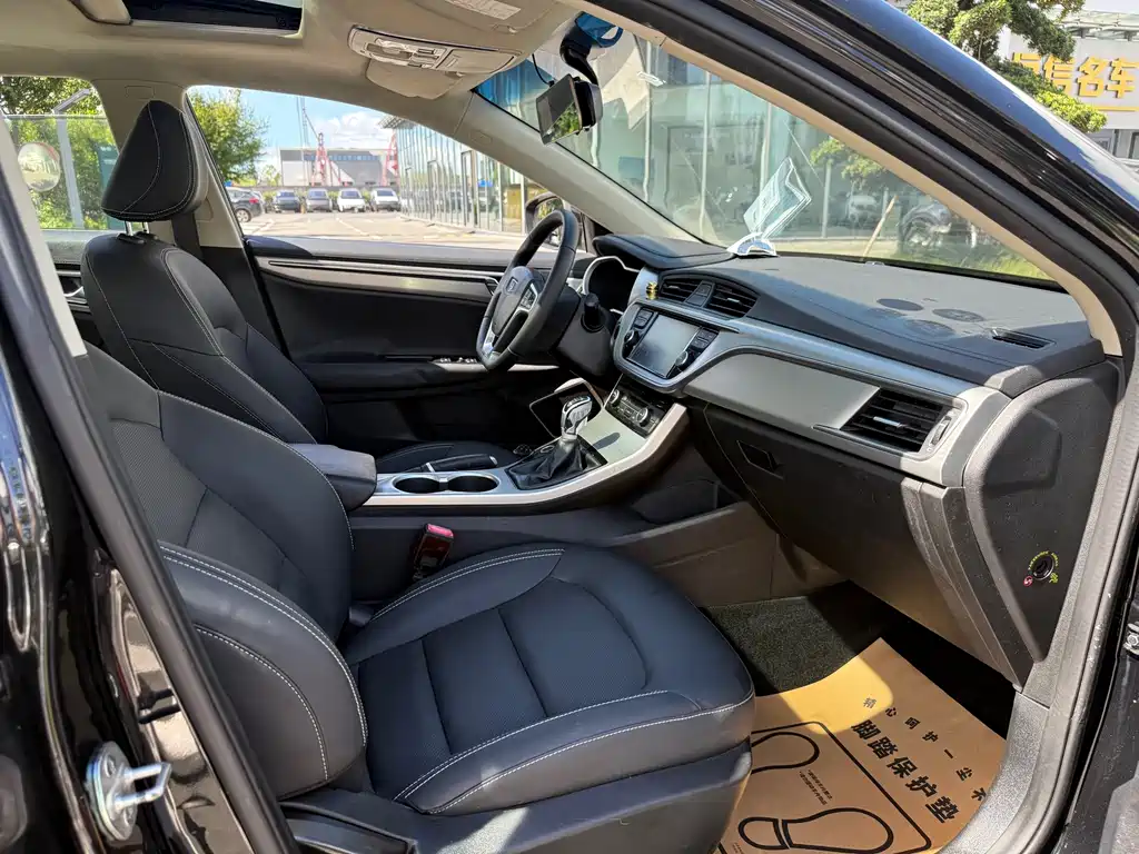 GEELY AUTOMOBILE EMGRAND GL