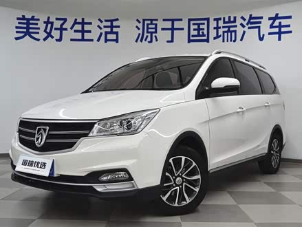 宝骏730 2019款 1.5L 手动时尚型 7座 国V