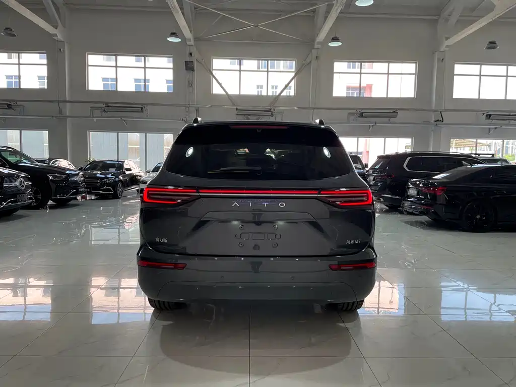 HONGMENG ZHIXING ASK THE WORLD M7