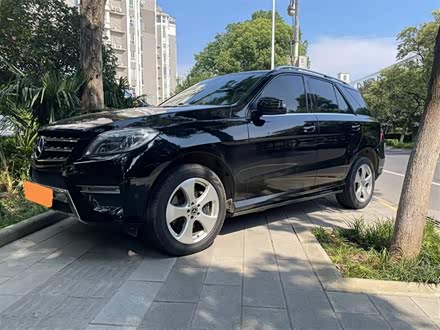 奔驰M级 2014款 ML 320 4MATIC
