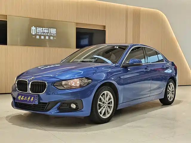 BMW  1 SERIES 2019