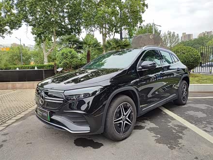 奔驰EQA 2022款 EQA 300 4MATIC 首发特别版