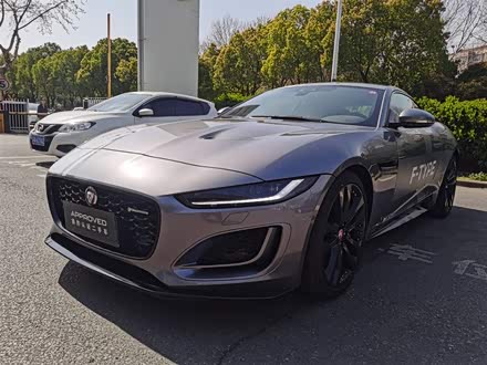 捷豹F-TYPE 2023款 P300 硬顶版 R-DYNAMIC BLACK