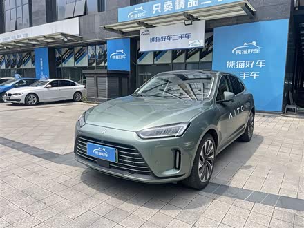 问界M5 2022款 增程四驱性能版