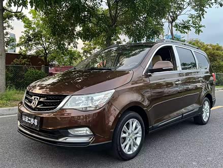 宝骏730 2016款 1.5L 手动舒适型 7座 国V