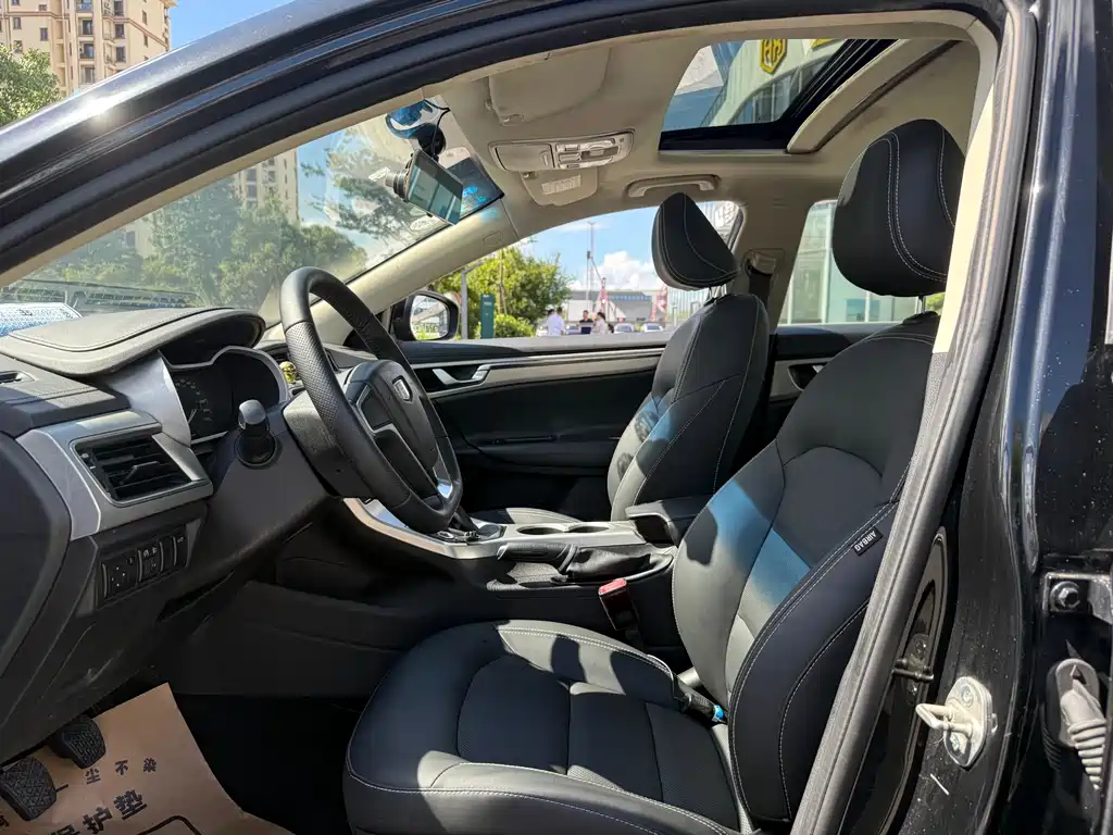 GEELY AUTOMOBILE EMGRAND GL