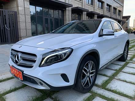 奔驰GLA 2016款 GLA 220 4MATIC 时尚型
