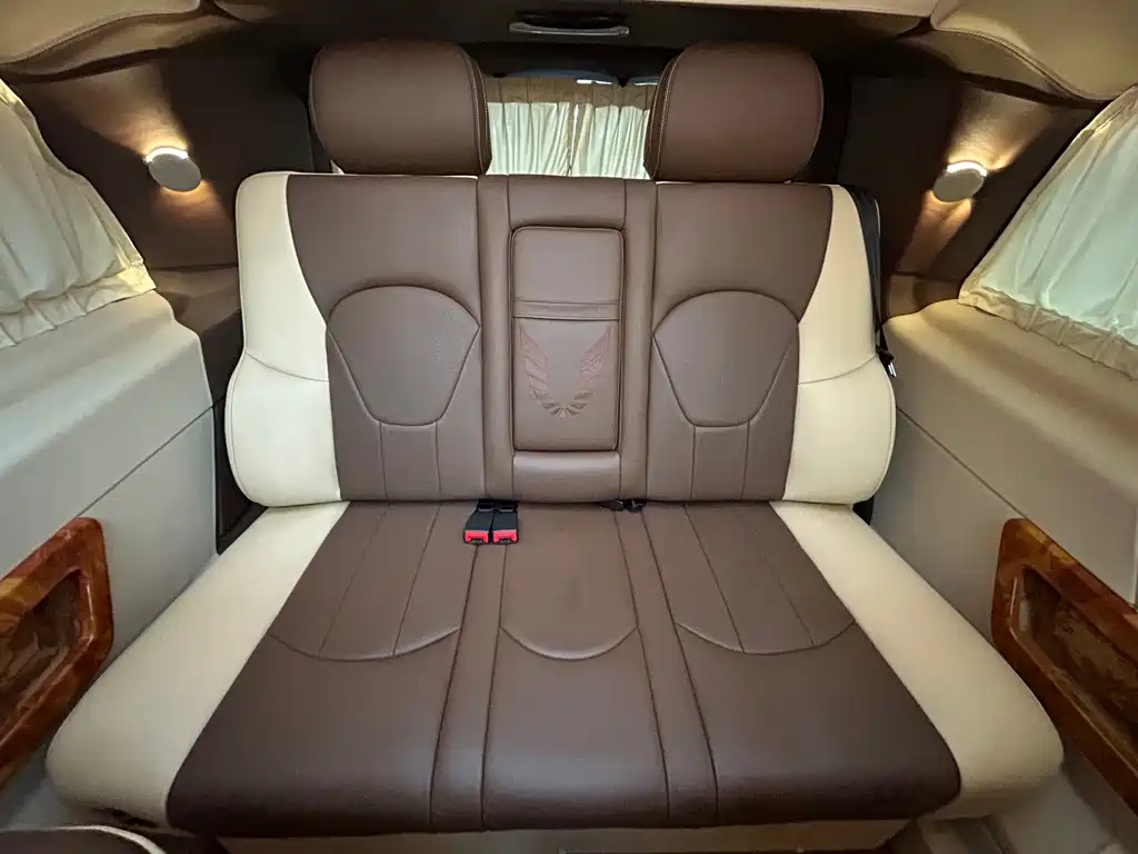 MERCEDES-BENZ V CLASS