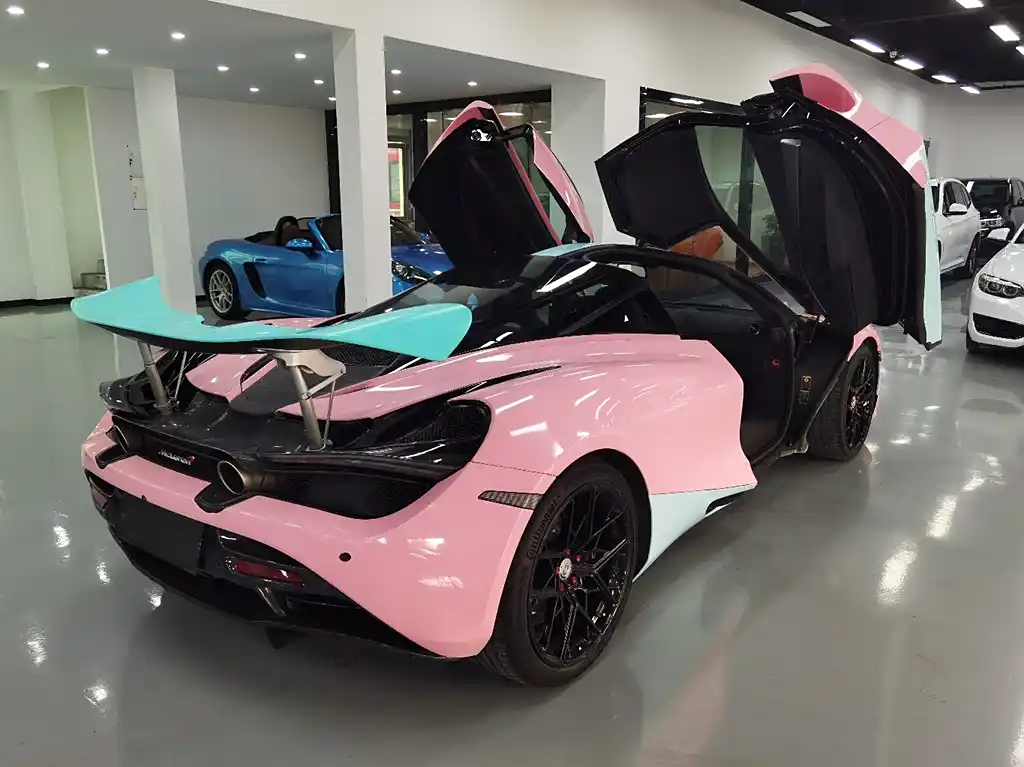 MCLAREN  720S
