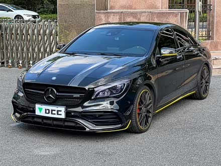 奔驰CLA AMG 2017款 AMG CLA 45 4MATIC 暗夜雷霆限量版