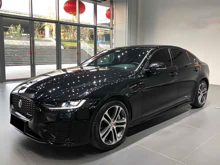 捷豹XEL 2021款 2.0T 200PS R-DYNAMIC 青春运动版