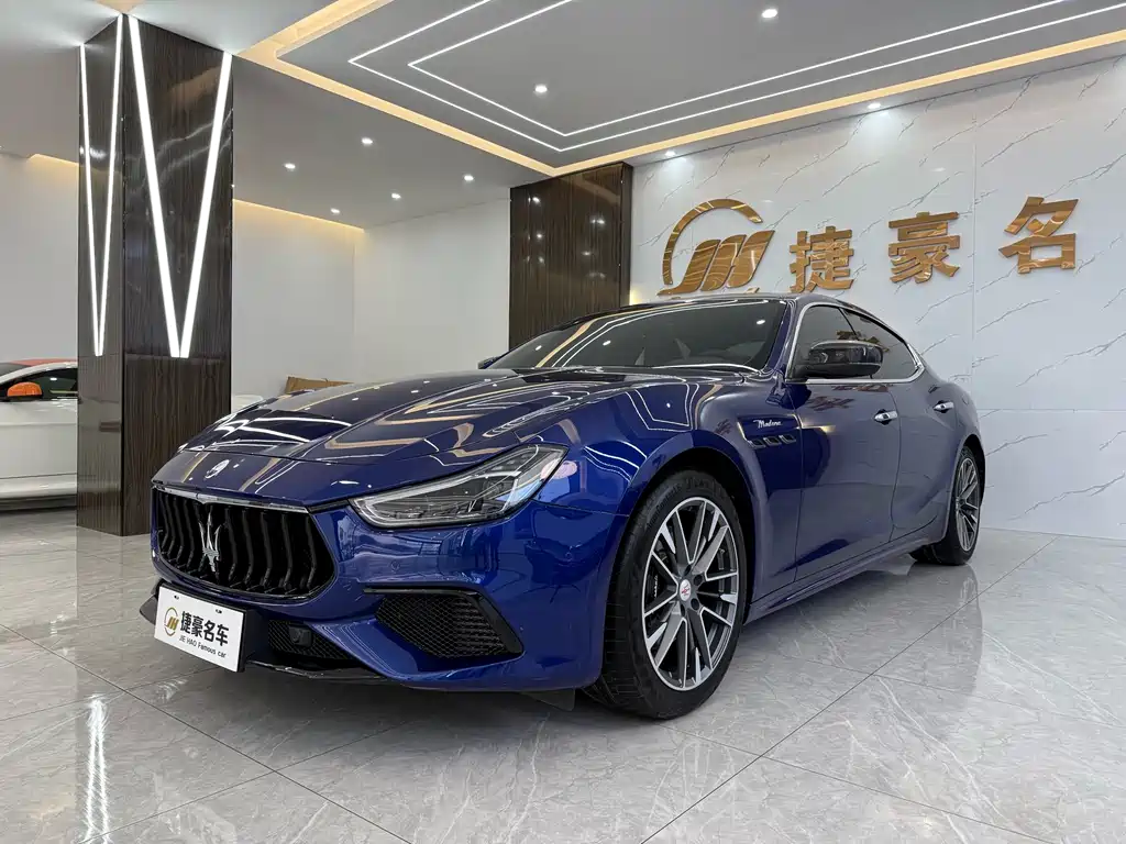 Ghibli 2022 года 3.0T Modena 11000 km 2023