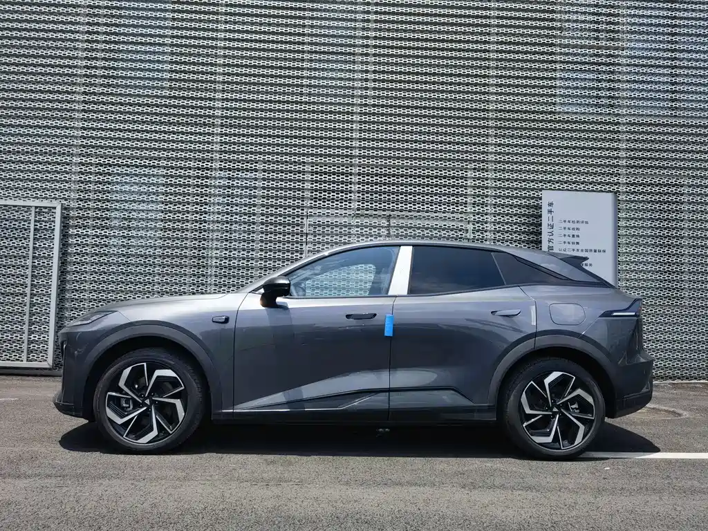 Changan Deepal DARK BLUE S07