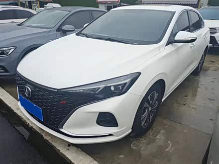 逸动 2021款 PLUS 蓝鲸NE 1.4T GDI DCT尊贵型