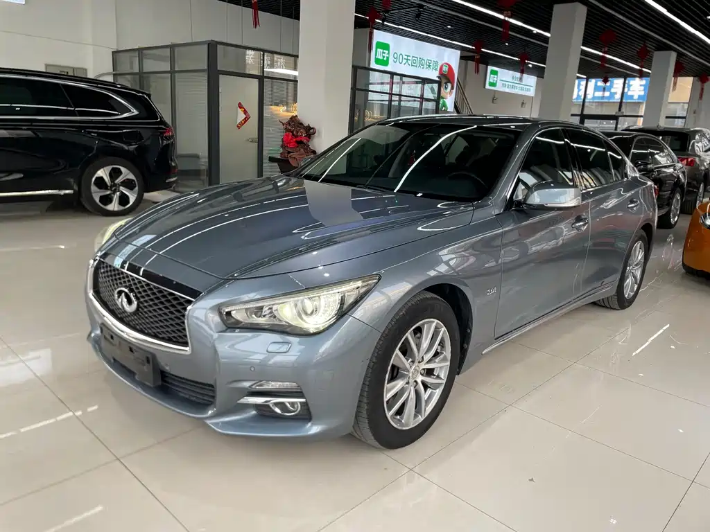 Infiniti Q50L 2015