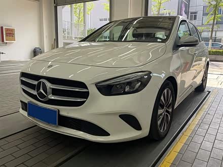 奔驰B级 2021款 B 200 动感型