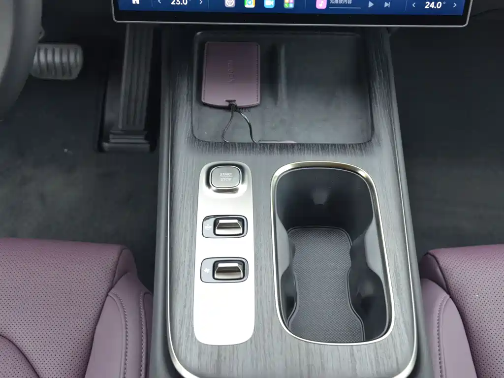 XIAOMI CAR XIAOMI SU7