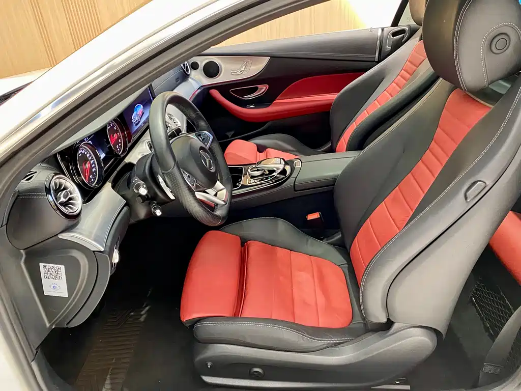 MERCEDES-BENZ E CLASS