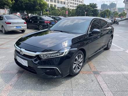 英仕派 2019款 260TURBO 精致版 国V