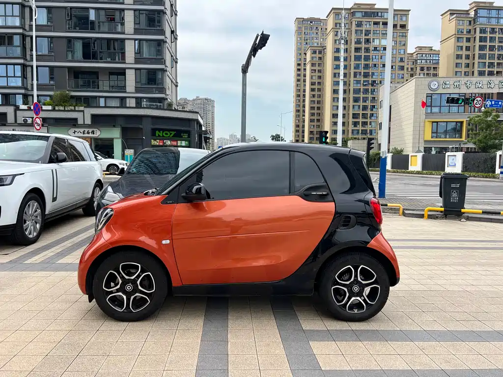 SMART FORTWO