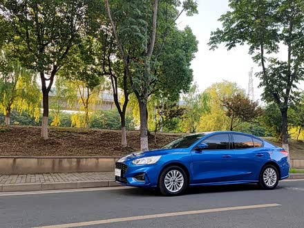 福克斯 2020款 三厢 EcoBoost 180 自动锋潮型