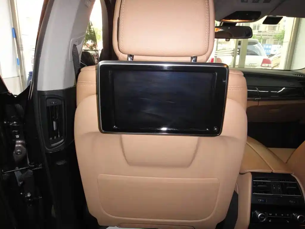 BMW 7 Series 7 2013 730Li Lead