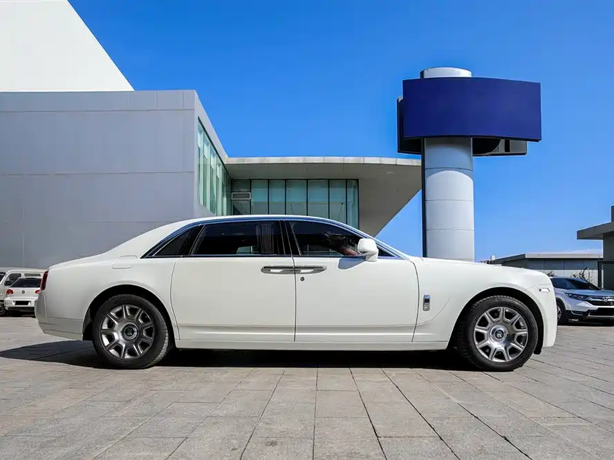 ROLLS-ROYCE GUST