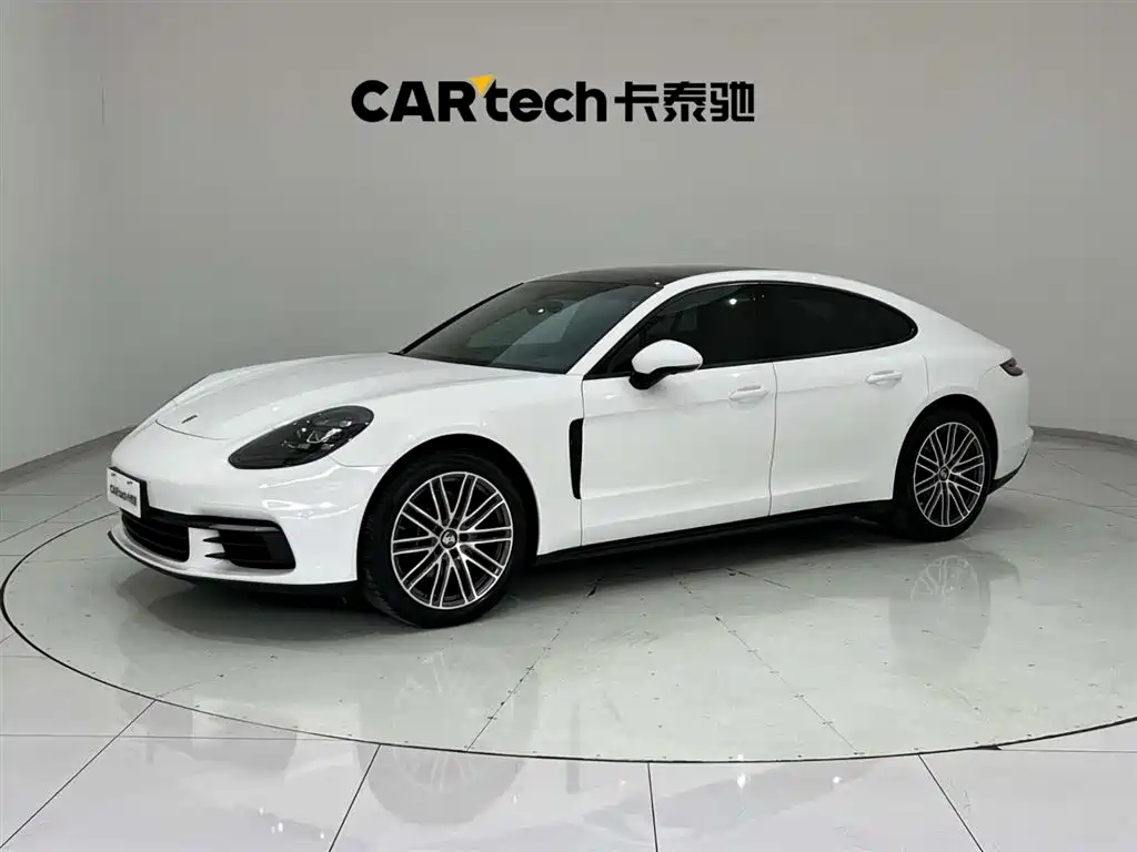Панamera 2019 года Panamera 2.9T 59000 km 2020