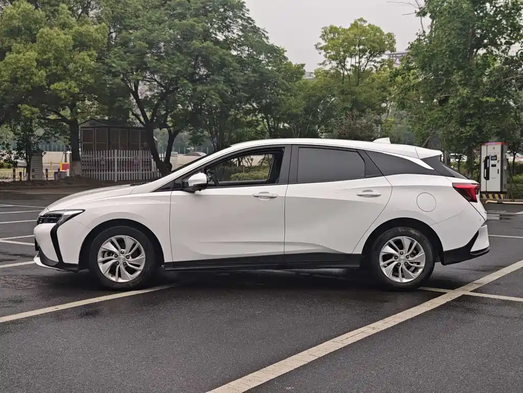 BUICK SLIGHTLY BLUE 6