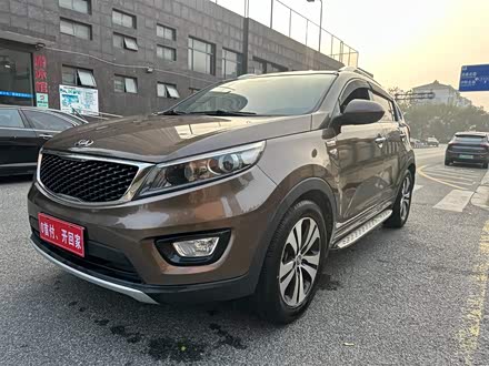 智跑 2015款 2.0L 自动两驱版Premium