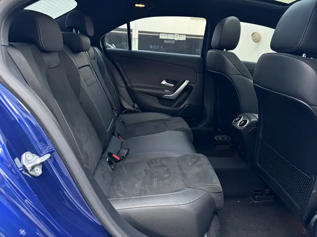 MERCEDES-BENZ A CLASS