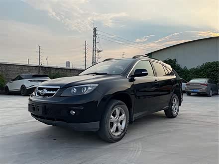 比亚迪S6 2013款 劲悦版 2.0L 手动豪华型 5座
