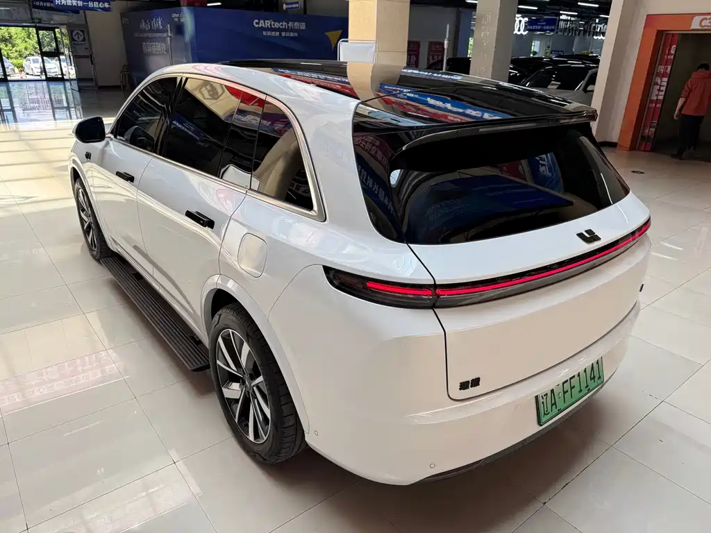 Li Auto IDEAL L7