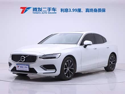 沃尔沃S60 2021款 T4 智逸豪华版