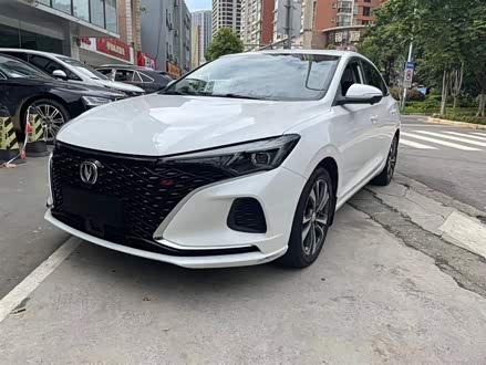 逸动 2020款 PLUS 蓝鲸NE 1.4T GDI DCT旗舰型