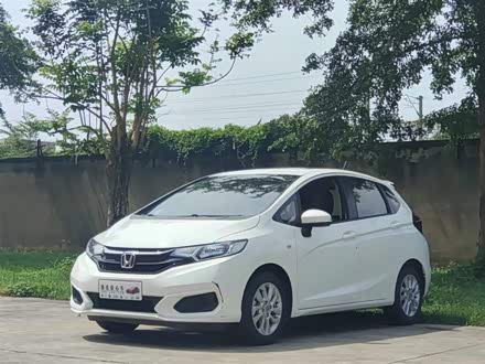 飞度 2018款 1.5L CVT舒适天窗版