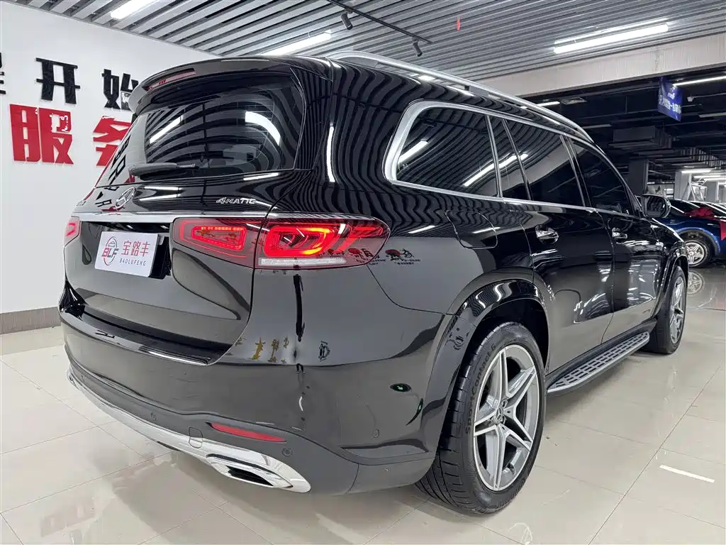 MERCEDES-BENZ GLS