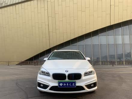 宝马2系旅行车 2016款 220i 领先型