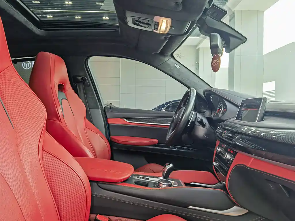 BMW X6 M