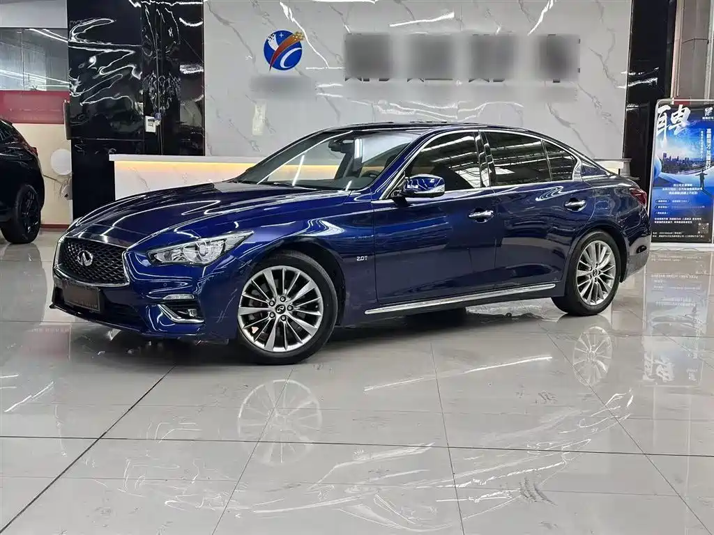 INFINITI Q50L