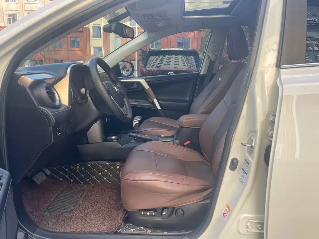 TOYOTA RAV4 RONGFANG