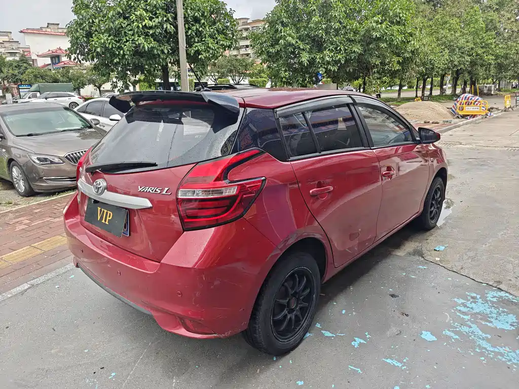 TOYOTA YARIS L ZHIXUAN