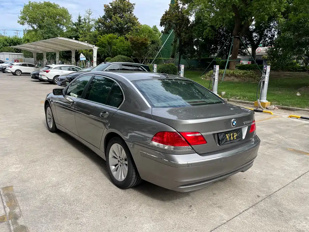BMW 7 Series 7 2005 730Li