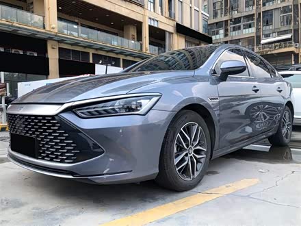 秦PLUS 2021款 DM-i 55KM 尊贵型